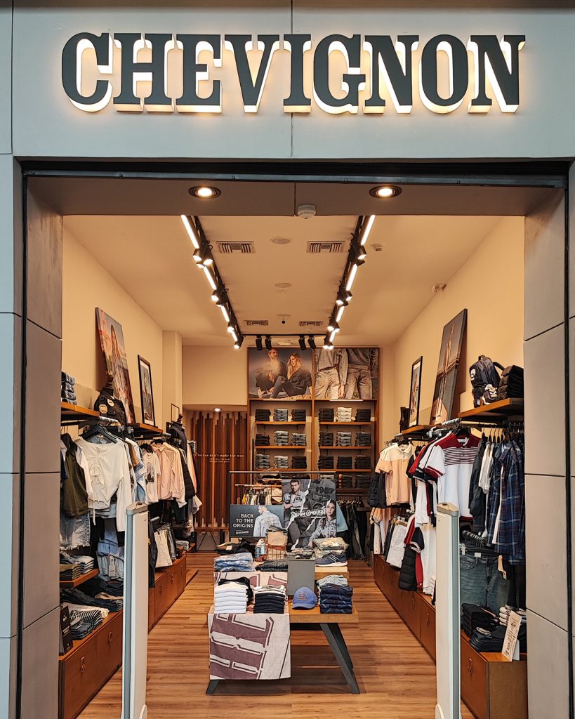 Fachada de Chevignon
