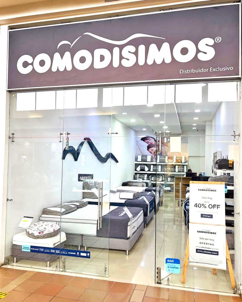 Fachada de Comodísimos
