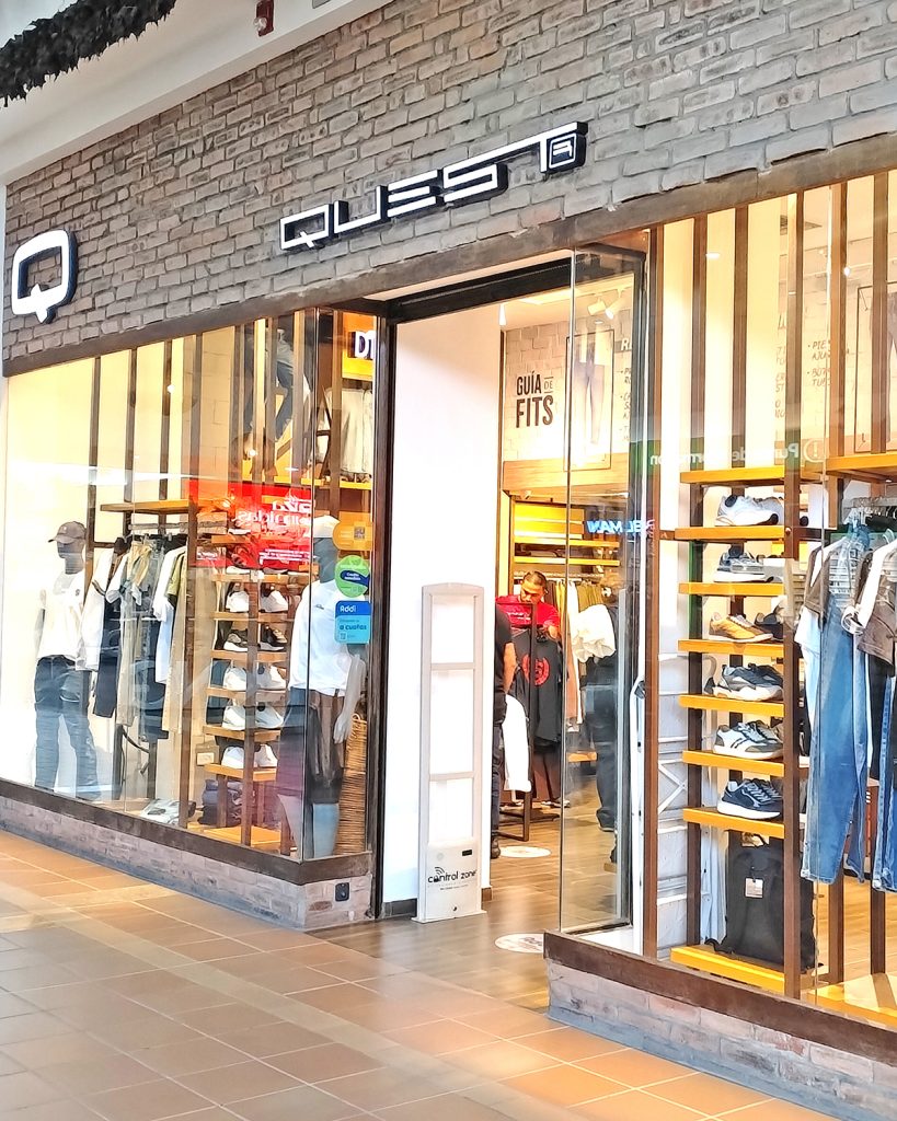 Fachada de Quest